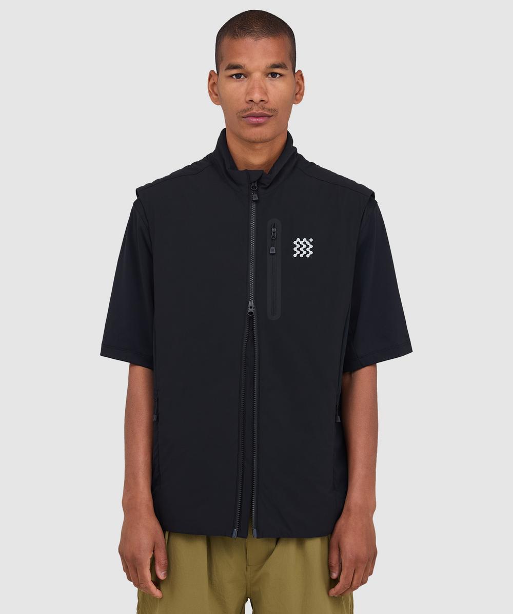 Manors Insulated Course Gilet In Black