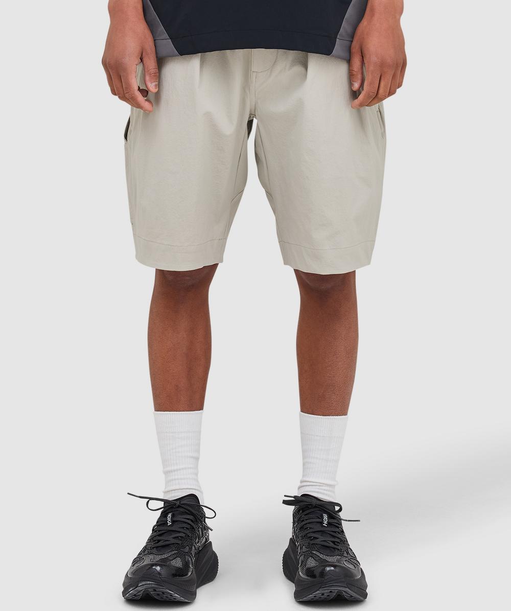 Manors Recycled Greenskeeper Short In Gray