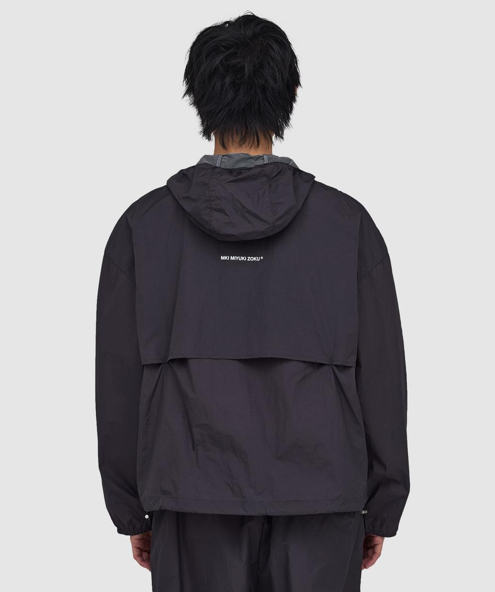 MKI MIYUKI ZOKU Hyperlight hooded wind jacket | RAISIN | SEVENSTORE