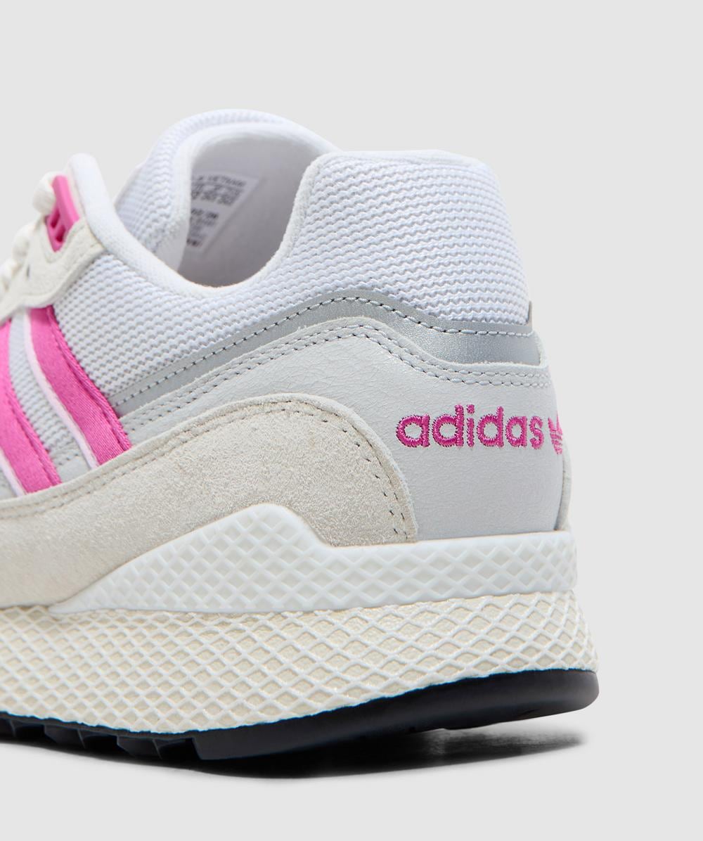 アンドラティア adidas Oregon ultra tech sneaker | CLOUD WHITE/SEMI LUCID FUCHSIA