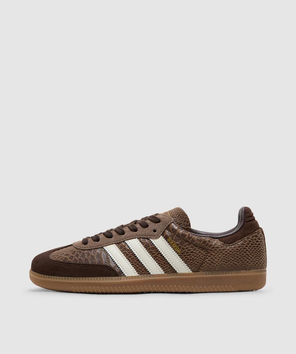 Adidas Men's Green Samba Og Sneaker (Earth Strata/Off White/Gum4 - 8) - Size 8