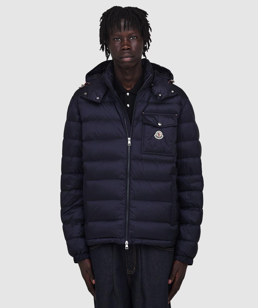 Moncler Men's Navy Verith Chest Logo Down Jacket ( - 5) - Size 5