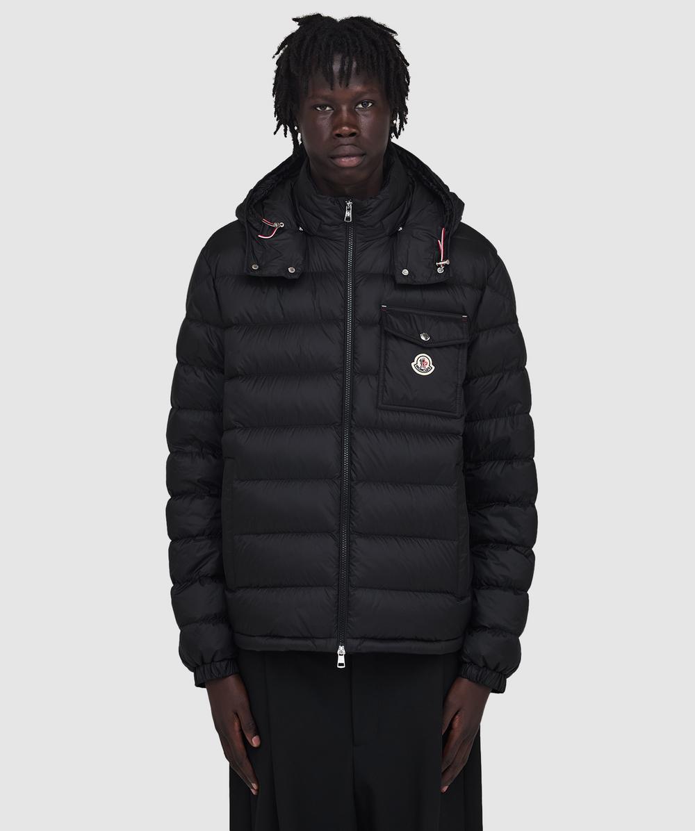 Moncler Men's Black Verith Chest Logo Down Jacket ( - 4) - Size 4