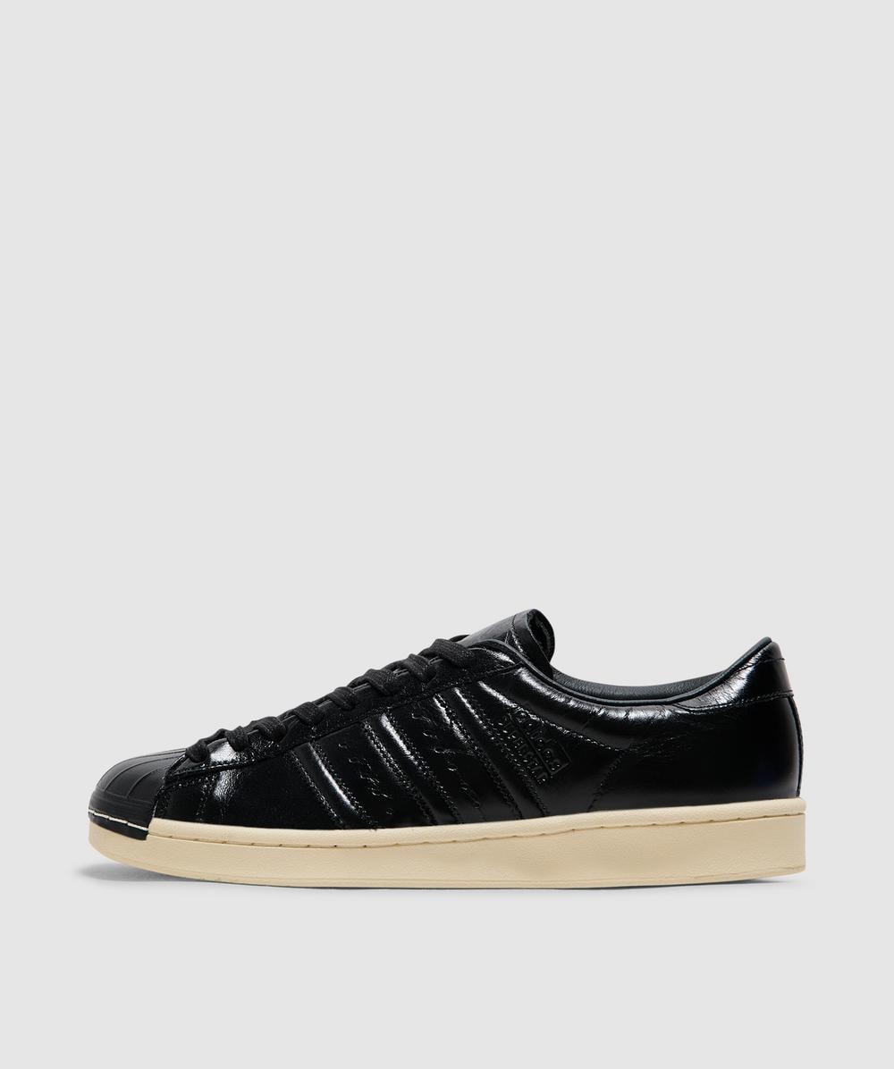 Adidas Men's Black Superstar Vintage Sneaker (Core /Core /Warm Vanilla - 6.5) - Size 6.5