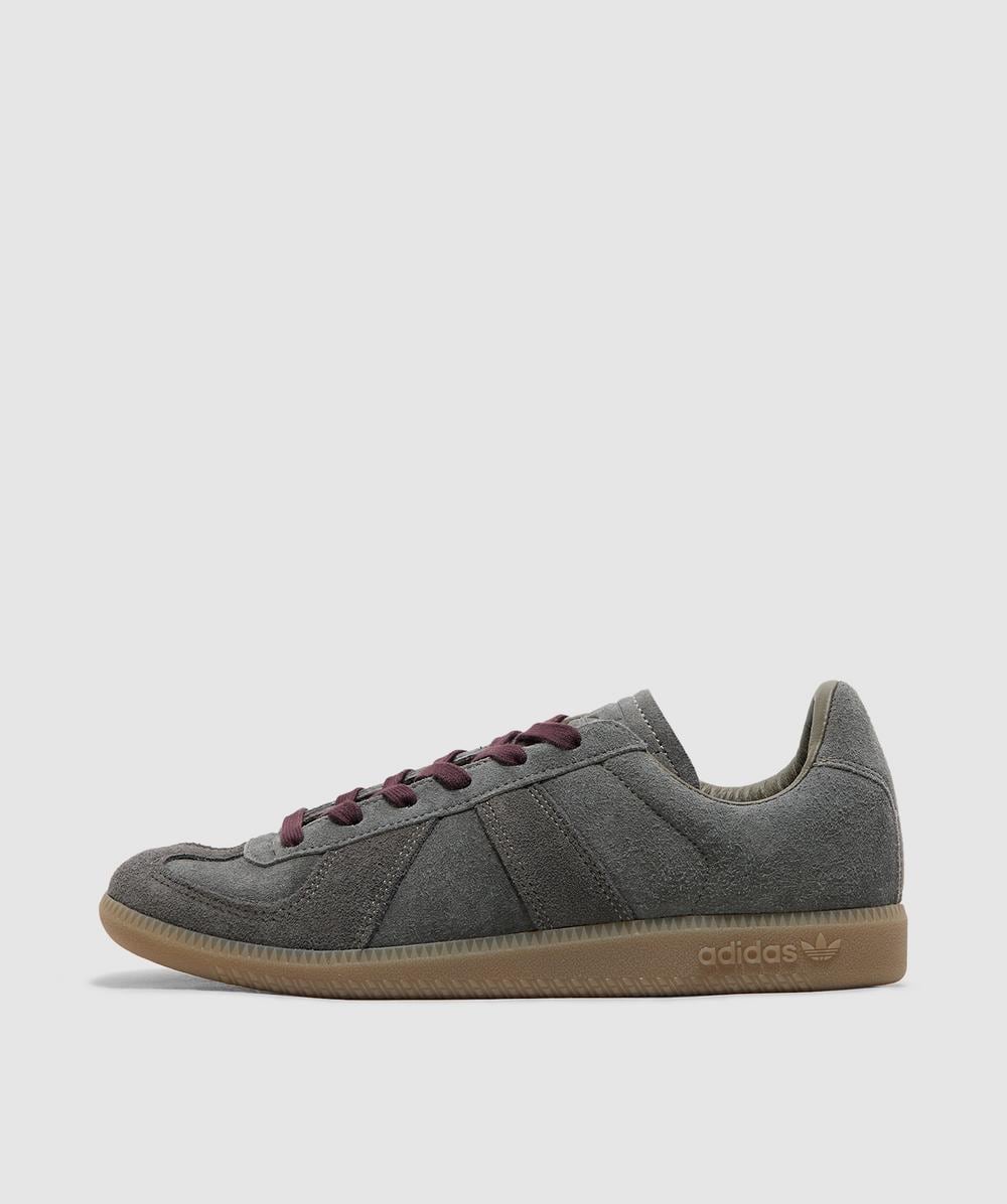 Adidas Men's Grey Bw Army Sneaker (Cinder/Cinder/Gum5 - 12) - Size 12