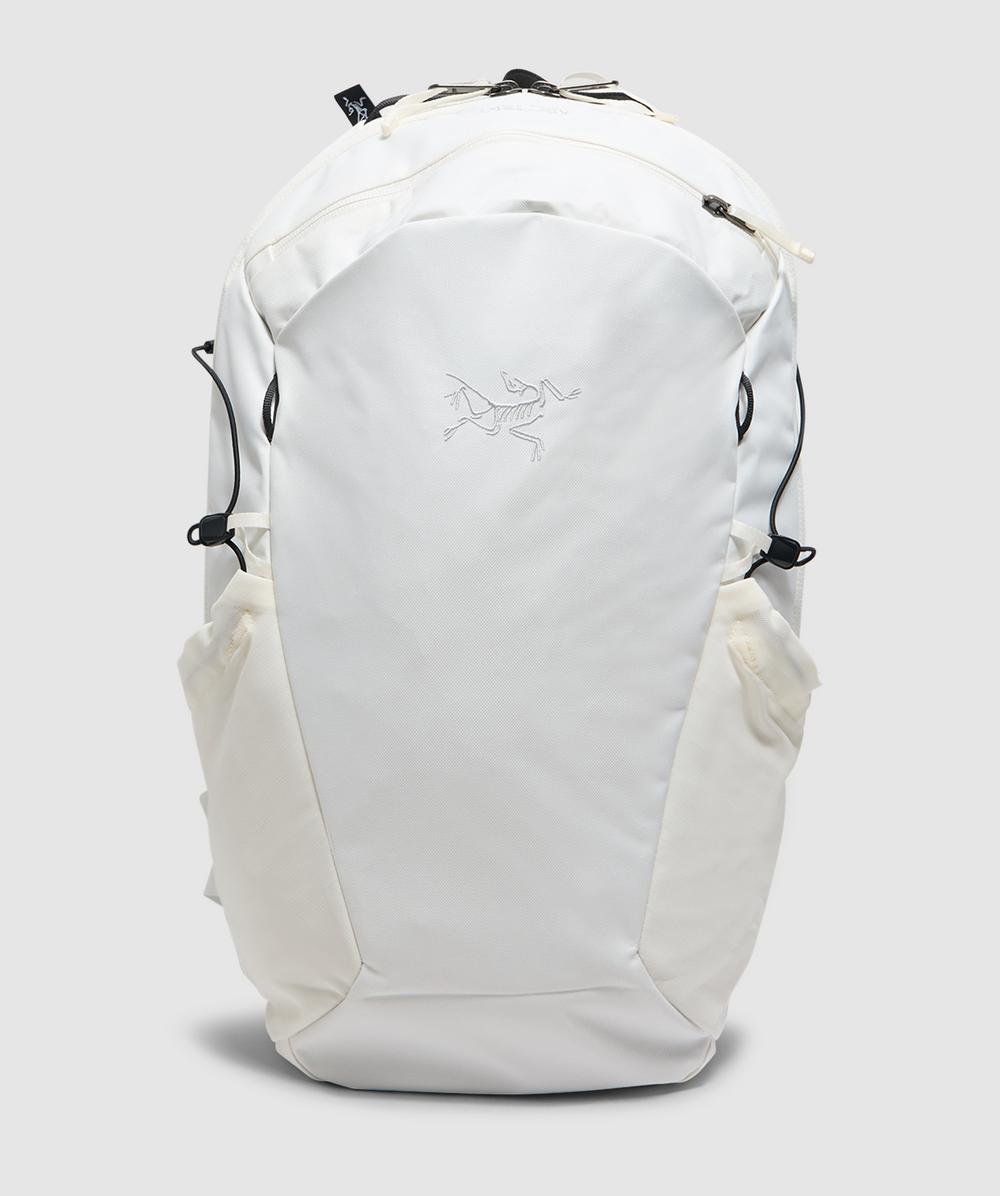 Arc'teryx Arcteryx Mantis 16 Backpack In White