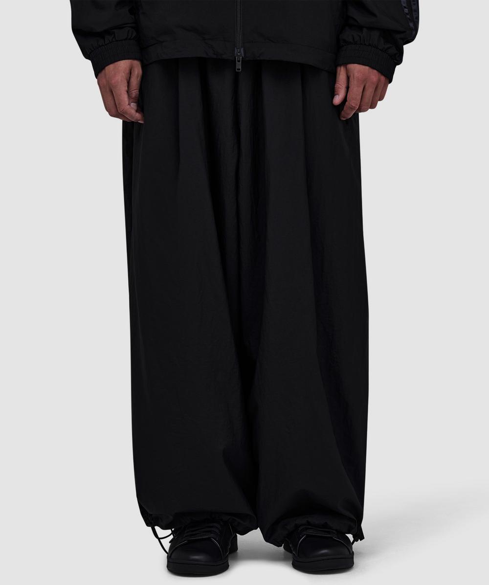 Y-3 Gradient Three Stripe Pant In Black