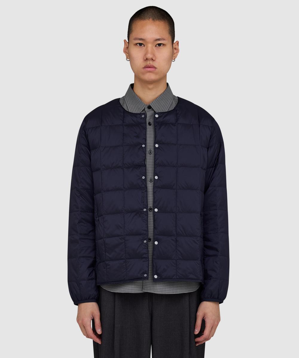 Taion Crewneck Button Down Jacket In Blue