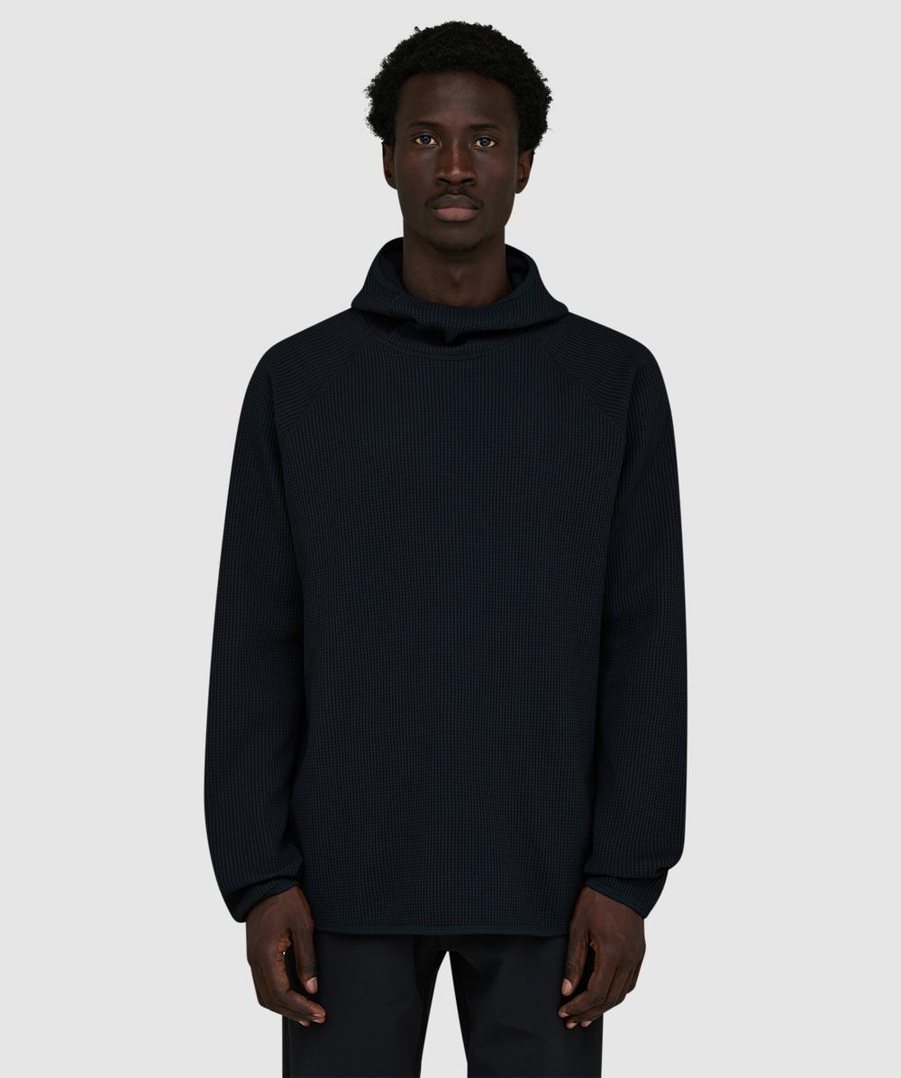 Goldwin Wf Light Long Sleeve Hoodie In Black
