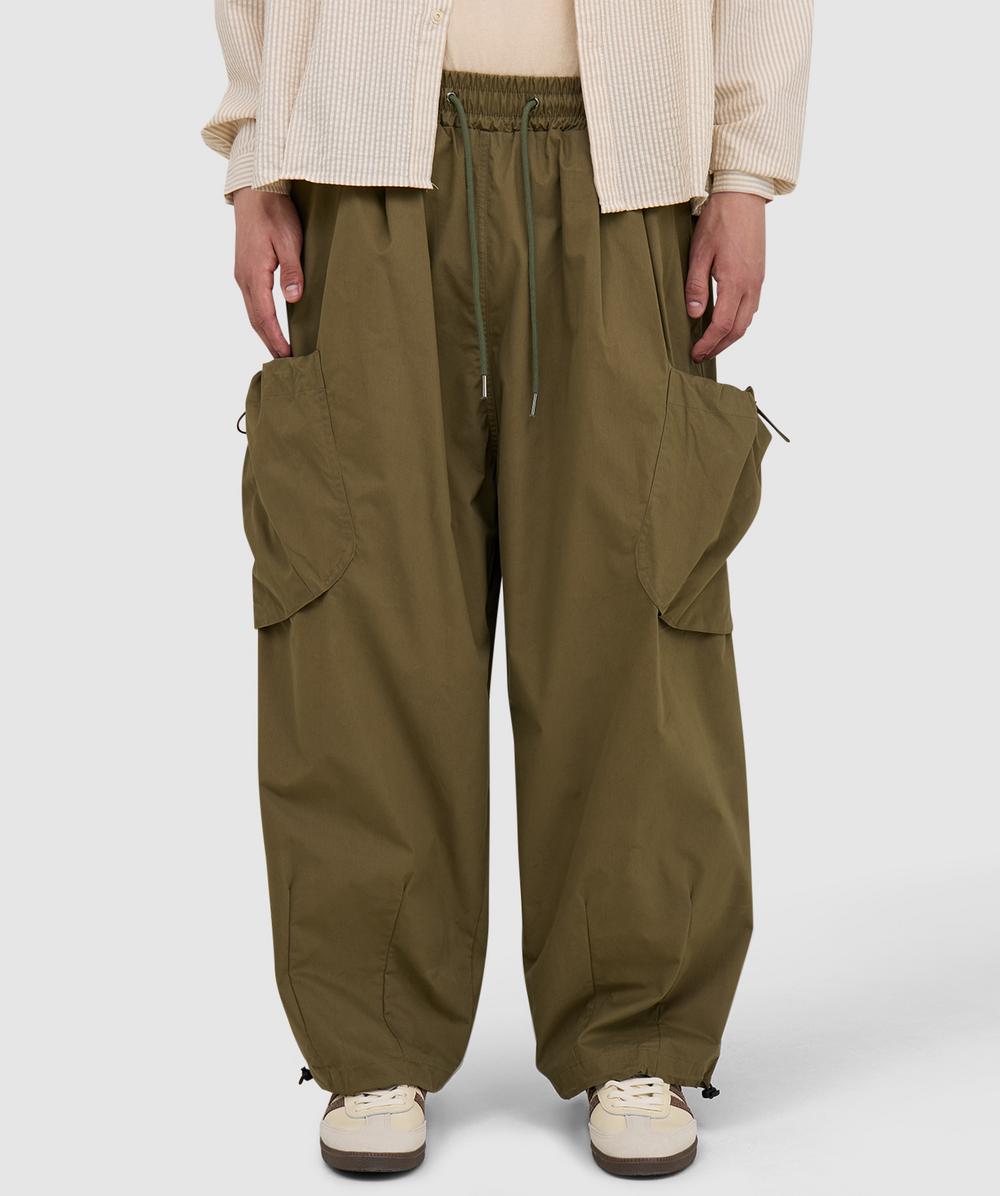 Estudio Niksen Bungee Strap Cargo Pant (Khaki - One Size) - Size ONE SIZE, Male