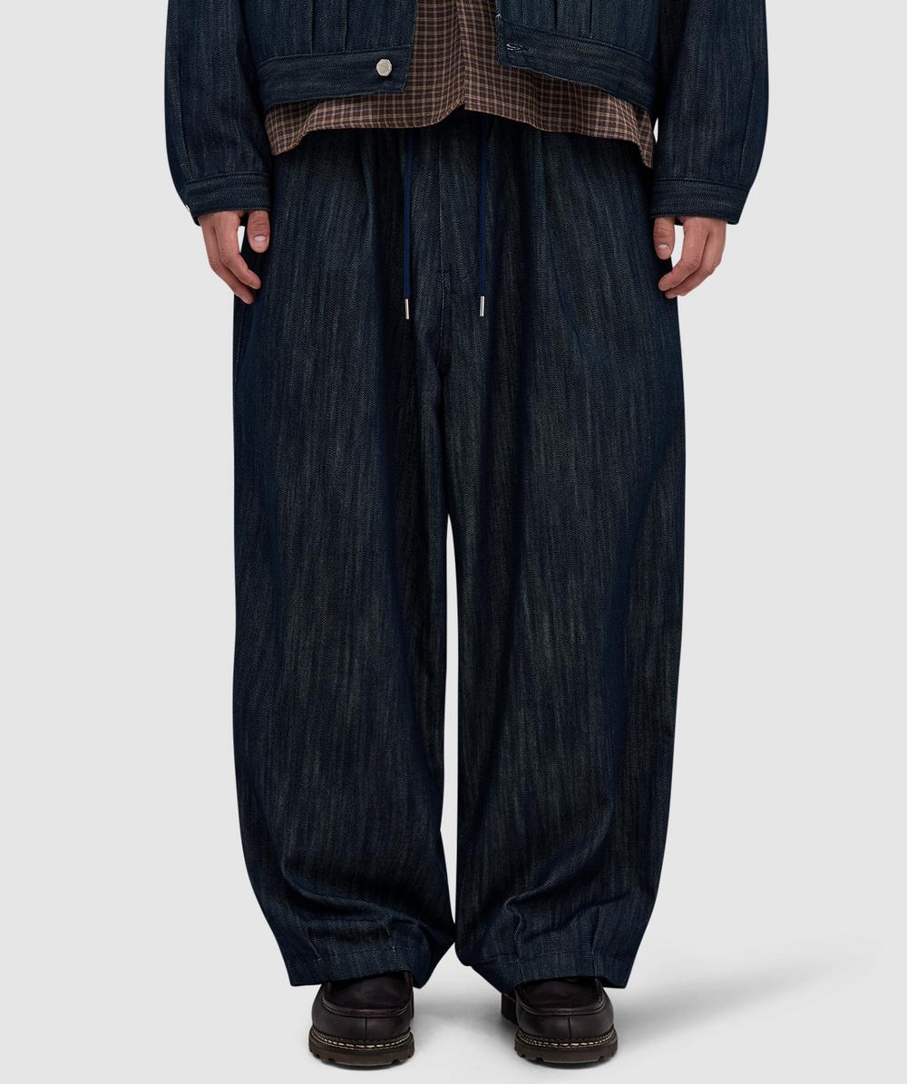 Estudio Niksen Pintuck Balloon Jean In Blue