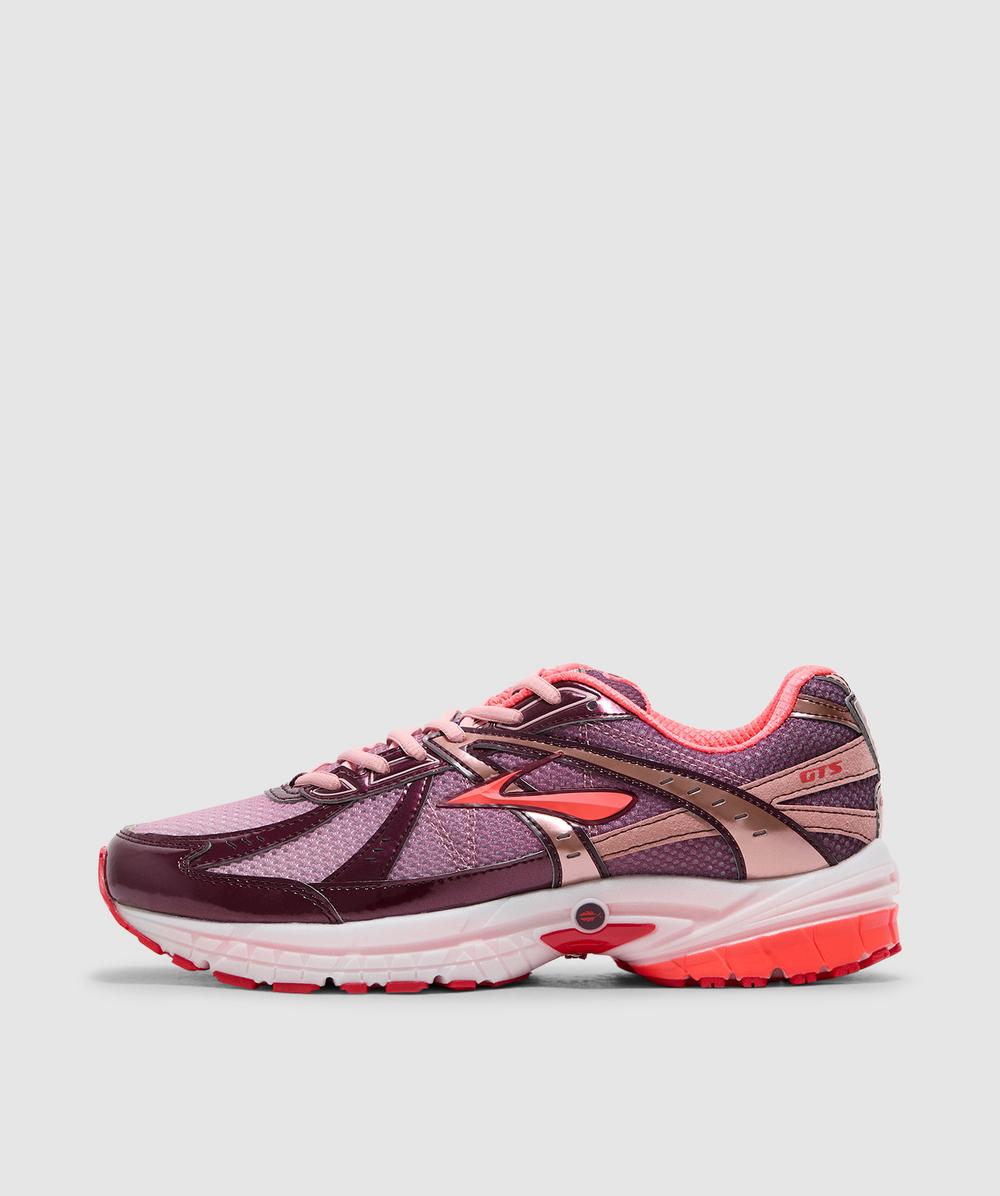 Brooks X Afew Adrenaline Gts 10 Sneaker In Pink