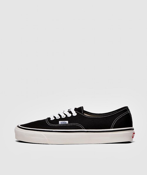 vans anaheim 44 dx black