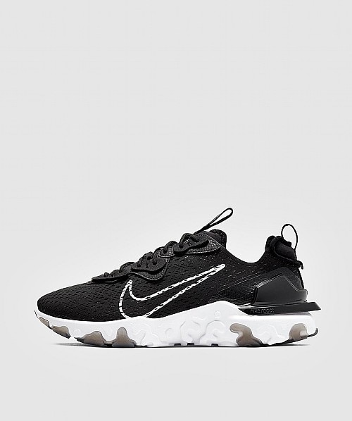 black nike react trainers