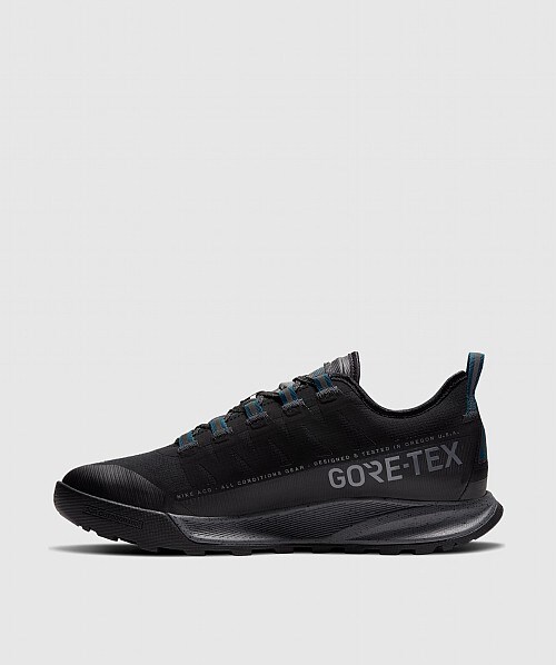 nike black acg
