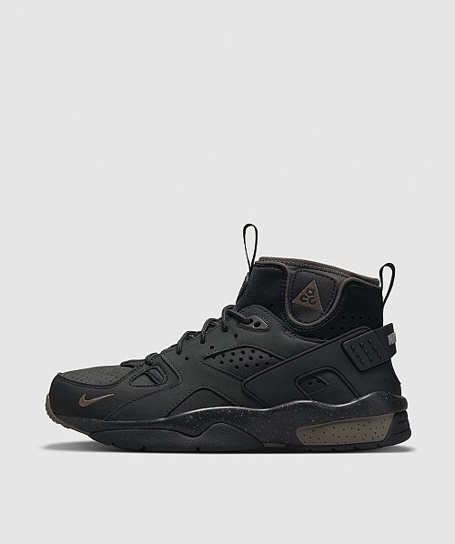 nike acg air mowabb shoes off noir olive grey black