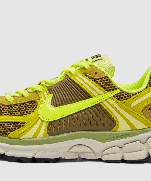 uk7 nike