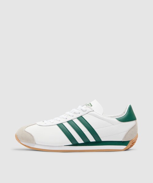 Country og sneaker