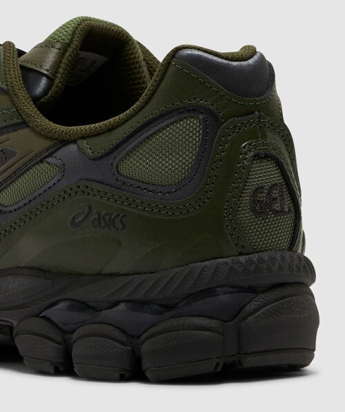 asics rotation 77 chambray sneaker