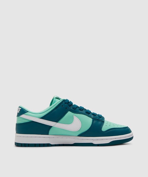 nike sneaker uk