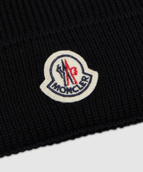 Moncler Knitted logo beanie | KHAKI | SEVENSTORE