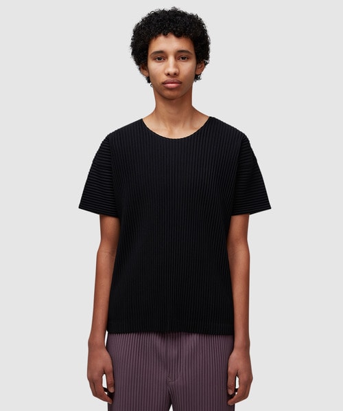 Issey Miyake Basic Pleats T-shirt In Black