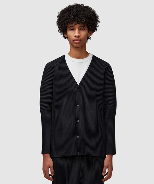 Issey Miyake Basic Pleats Cardigan In Black