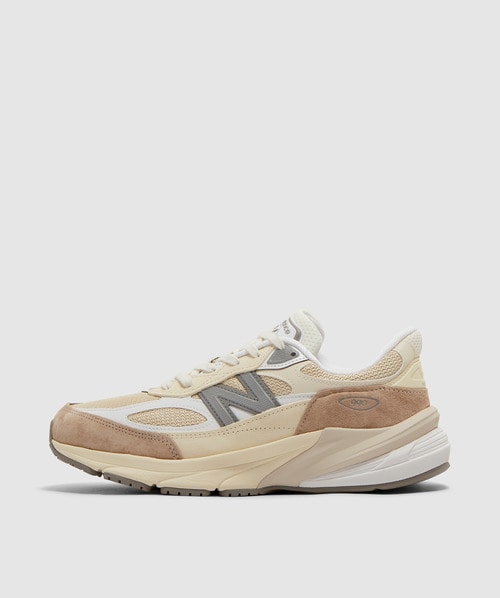 New Balance Mius 990v6 Sneaker In White/tan