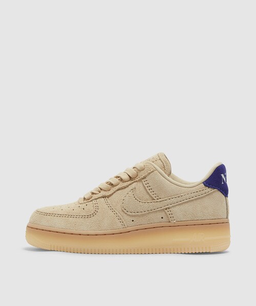 NIKE AIR FORCE 1 ’07 LX SNEAKER