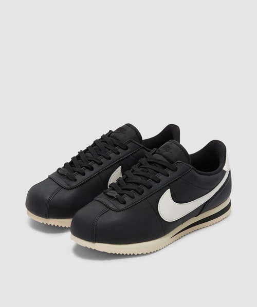 Nike cortez white gum hotsell