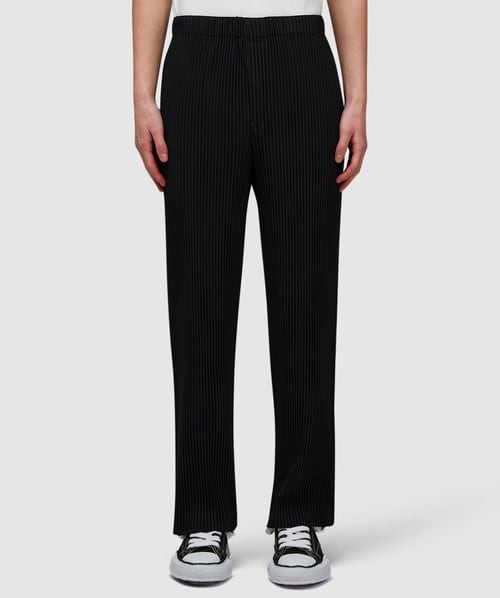 Issey Miyake Pleats Loose Leg Pant In Black