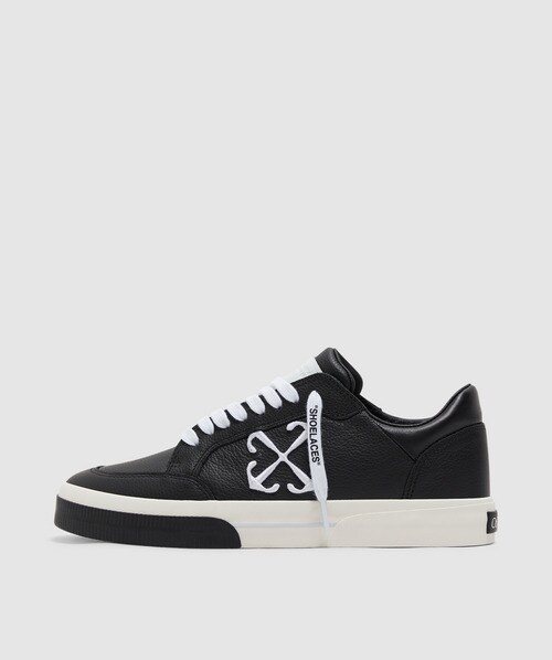 Off White C/o Virgil Abloh Low Vulc Leather Sneaker In Black Whit