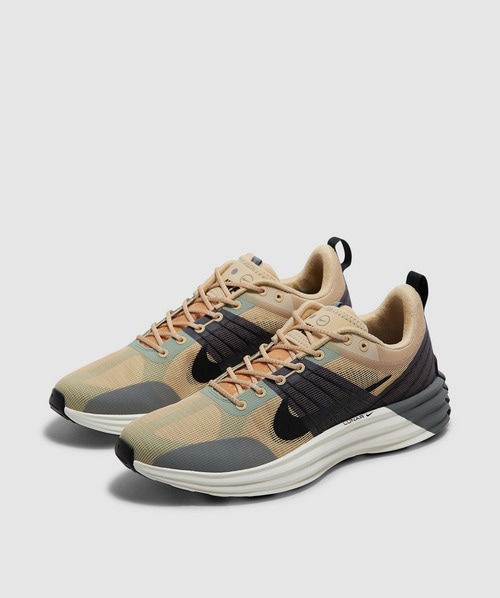 uk7 nike