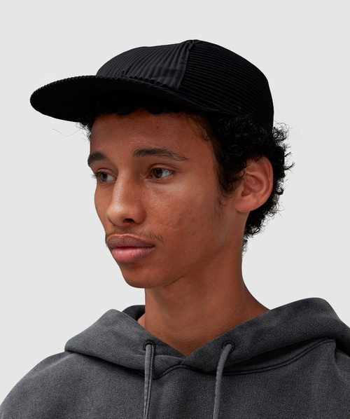 PLEATS PLEASE ISSEY MIYAKE CAP黒　未使用 Homme Plissé ISSEY MIYAKE Pleats Cap Black for Men | UJNG