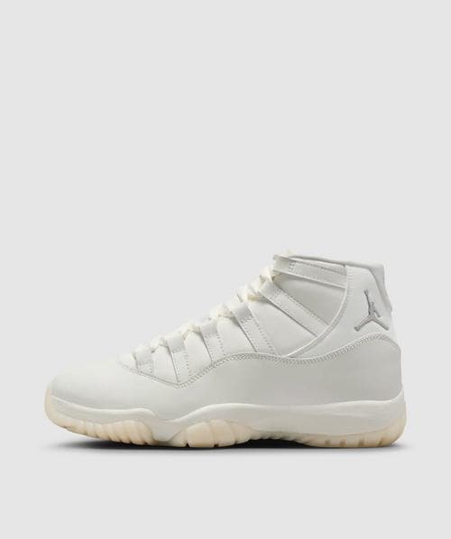 Air Jordan 11 ‘Pearl’ retro sneaker