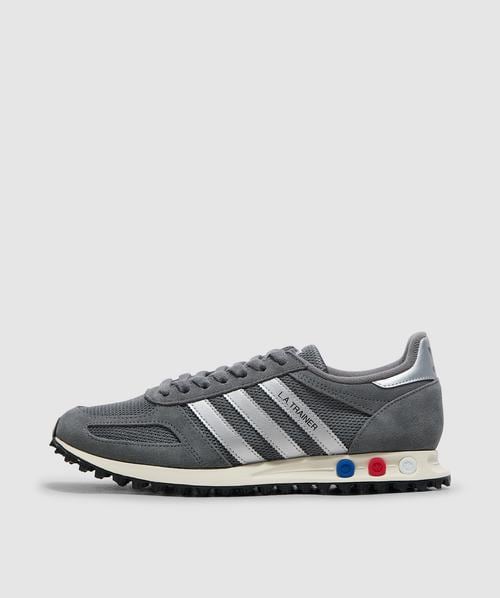 パン屋さんadidas ギャラリー：ザ・シンプソンズのハンバーガーにインスパイアされた