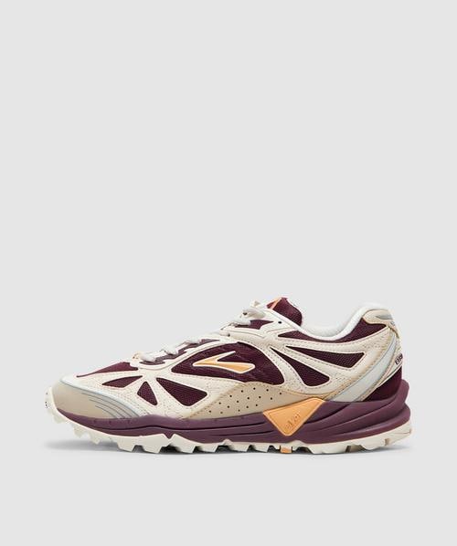Unshakeable Style: Brooks Cascadia 1 and 19 GTX | SEVENSTORE
