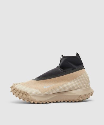 ACG mountain fly gore-tex sneaker